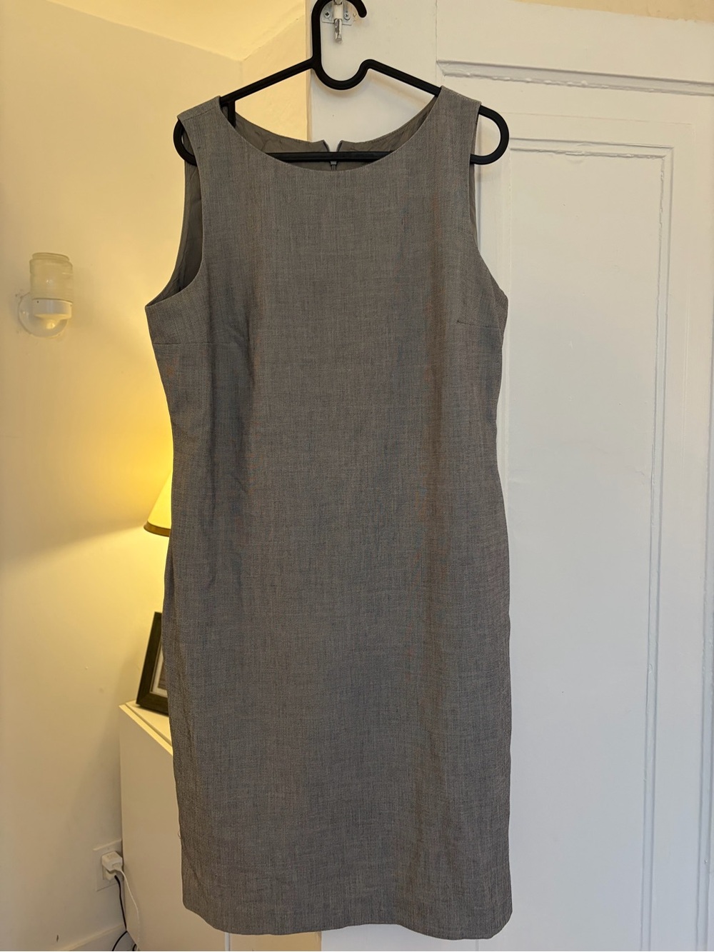 Sleeveless Midi Sheath Dress in Gray